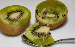 Киви при болях в горле — можно ли есть?